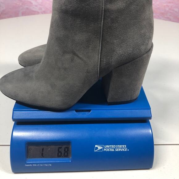 Vince Camuto gray suede ankle bottles 6M - Picture 8 of 8